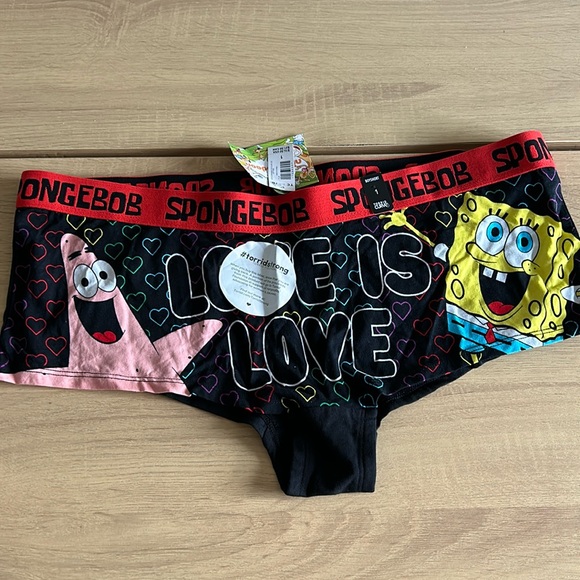 🎈3/$25🎈NWT Torrid PRIDE x Nickelodeon Sponge Bob Boyshort - Picture 3 of 8